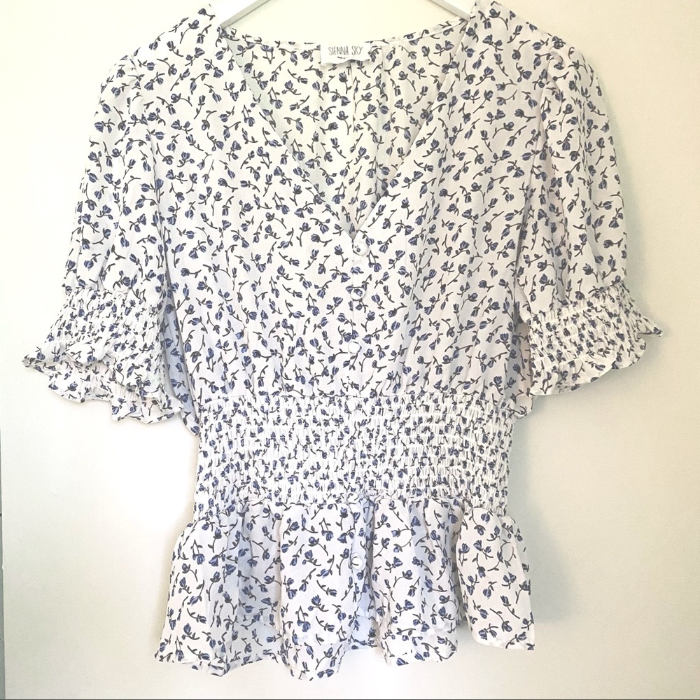 Sienna Skye Flora Blouse - size S